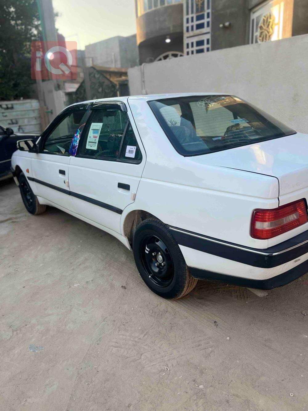 بيجو 405